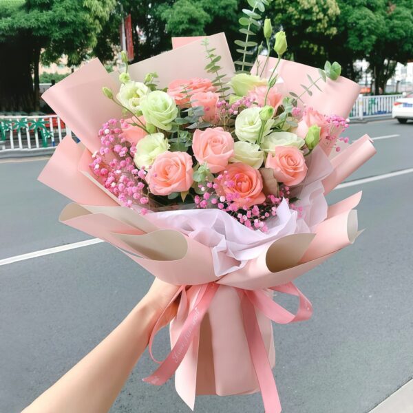 11 Pink Roses Mixed Bouquet - Elegant Floral Gift for Any Occasion