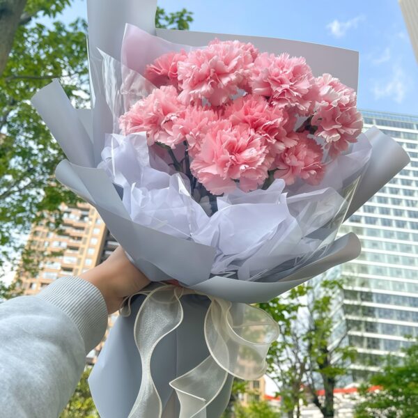 8 Pink Carnations Bouquet - Soft Moments 8 Pink Carnations Bouquet - Soft Moments | Elegant Floral Gift