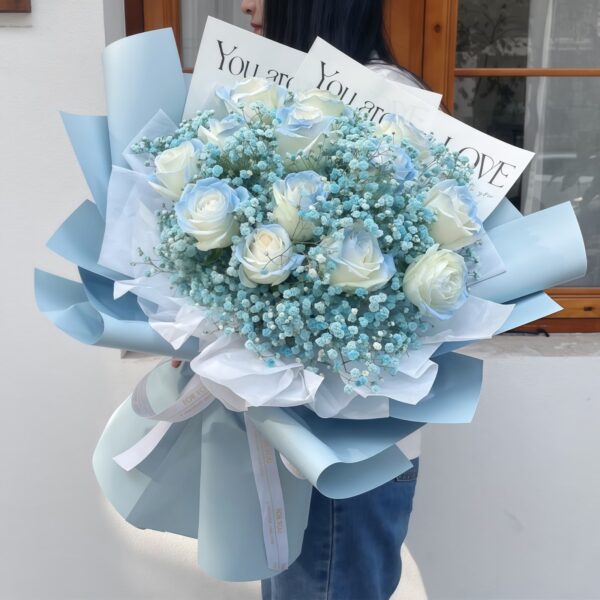 Bouquet de 19 Roses Michigan Blue – Doux Rêve