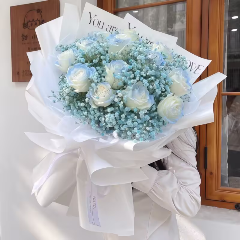 Bouquet di 11 Rose Blu Ghiaccio - Amore Puro 11 Ice Blue Roses Bouquet - Enchanting Floral Gift for Serenity