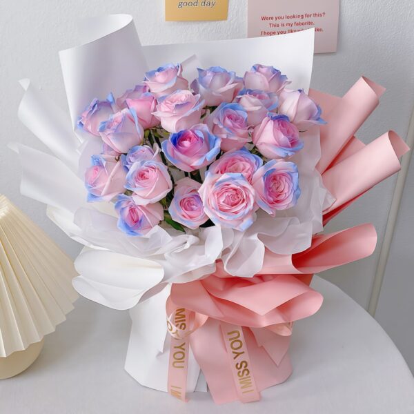 Bouquet de 19 Roses Isabella – Élégance et Grâce