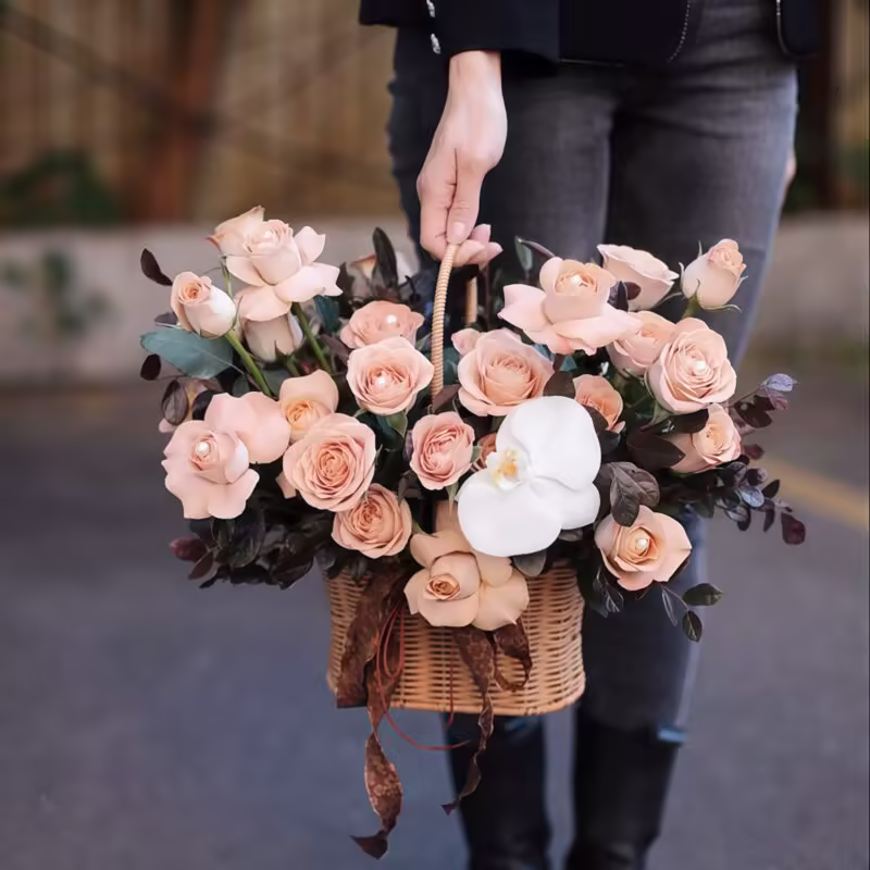 Cabe Rose & Orchid Handheld Flower Basket | Elegant Floral Gift
