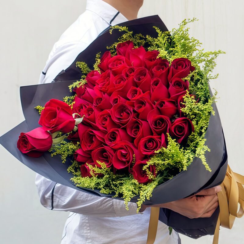 52 Red Roses Bouquet - Endless Love & Passionate Floral Gift
