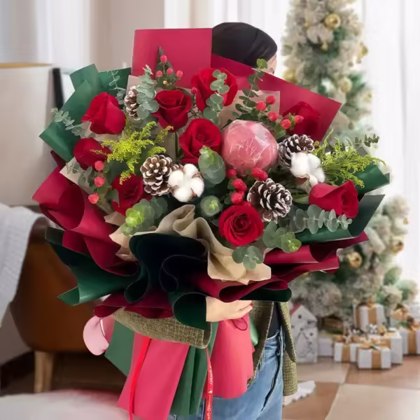 Bouquet di 11 Rose Rosse – Incanto Natalizio