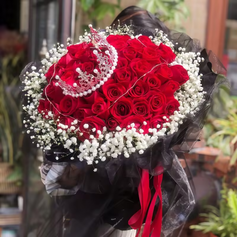 Luxury Tiara Red Rose Bouquet | 33 or 99 Premium Roses for Special Occasions - 3