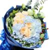 Bouquet di 9 Rose e Ortensia - Eleganza Urbana 9 Roses and Hydrangea Bouquet | Urban Charm Floral Arrangement - 2