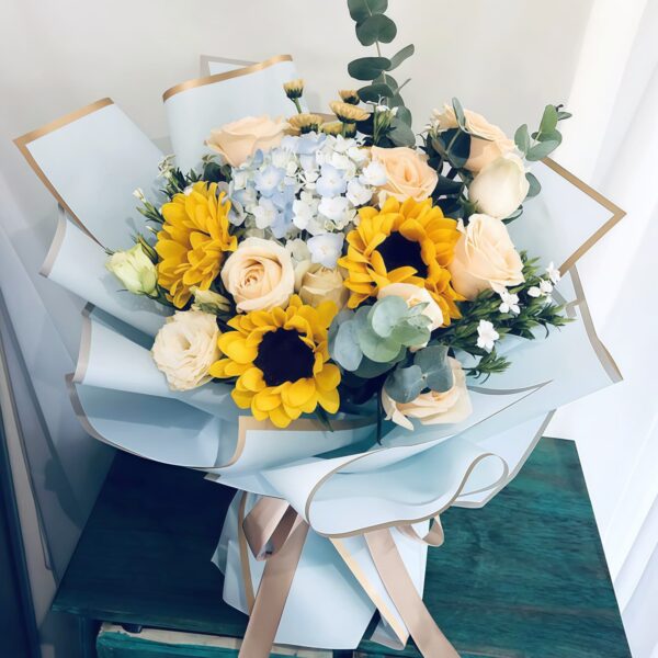 14 Mixed Flower Bouquet - Radiant Joy | Sunflowers & Champagne Roses