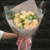 Gentle Breeze: 11 Champagne Roses and Daisies Bouquet - 4