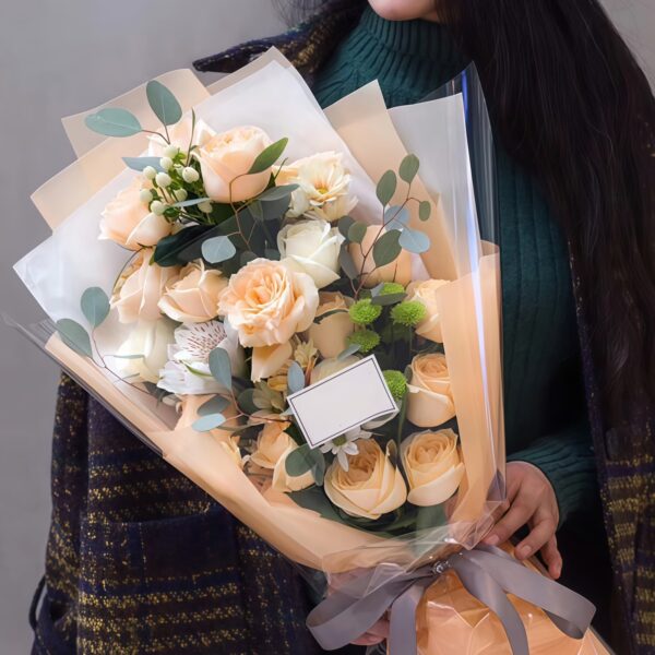 Bouquet "Grazia Serena": 19 Rose Bianche e Champagne