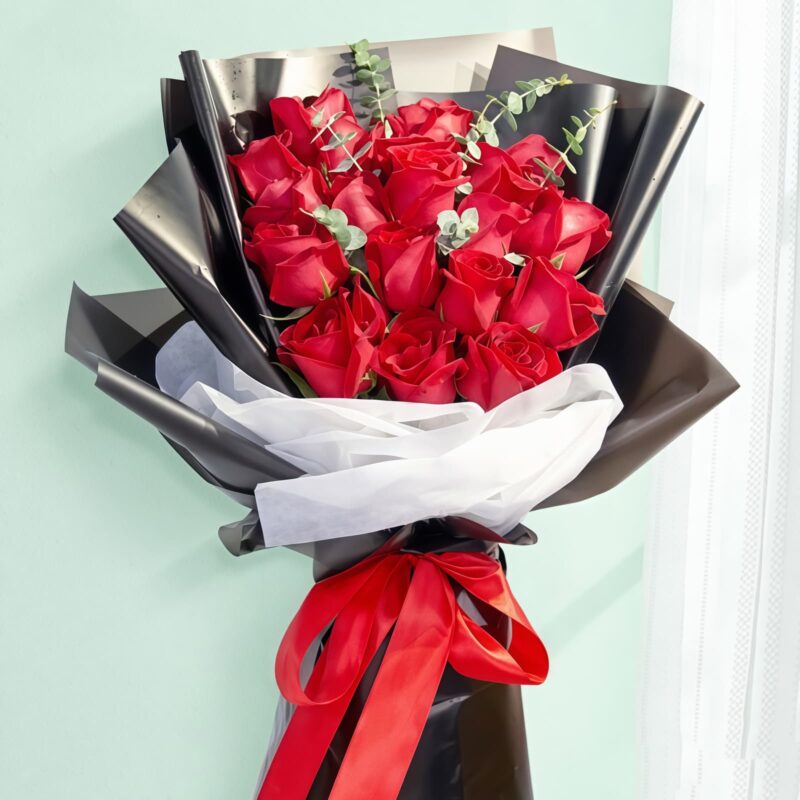19 Red Roses Bouquet - Sweet Token | Romantic Floral Gift - 1