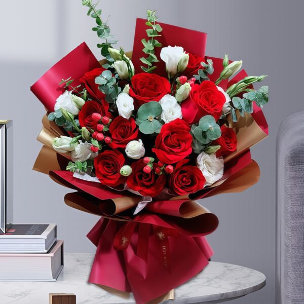 Bouquet de 11 Roses Rouges - Chaleur Éternelle