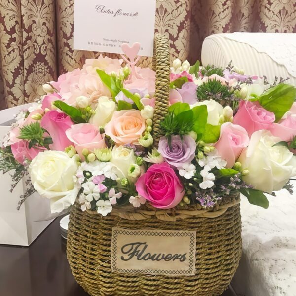 33 Mixed Roses Bouquet - Summer Breath | Elegant Floral Arrangement