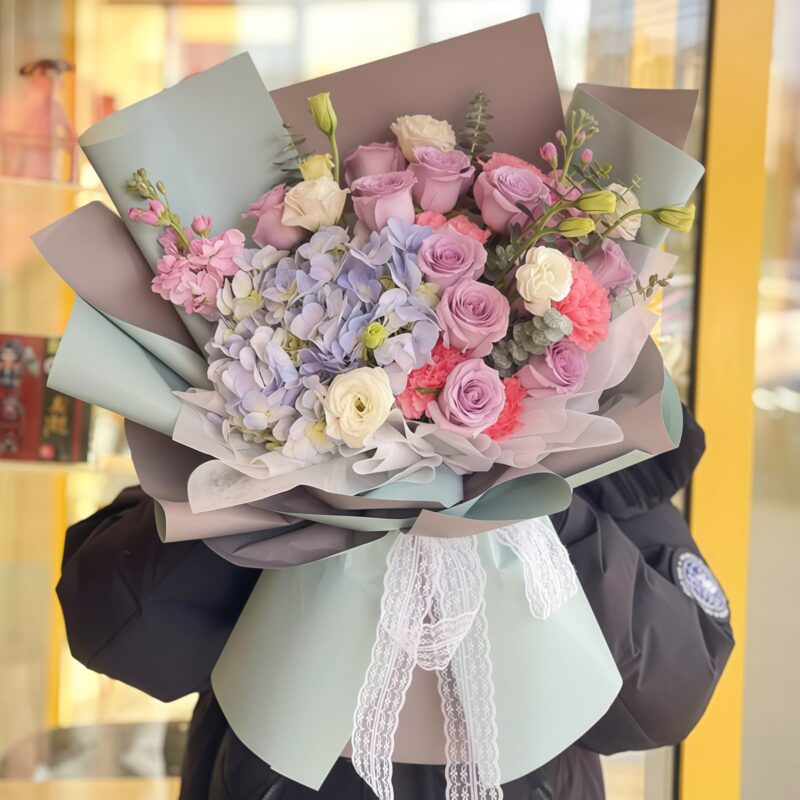 11 Purple Roses & Blue Hydrangea Bouquet - Elegant Floral Gift
