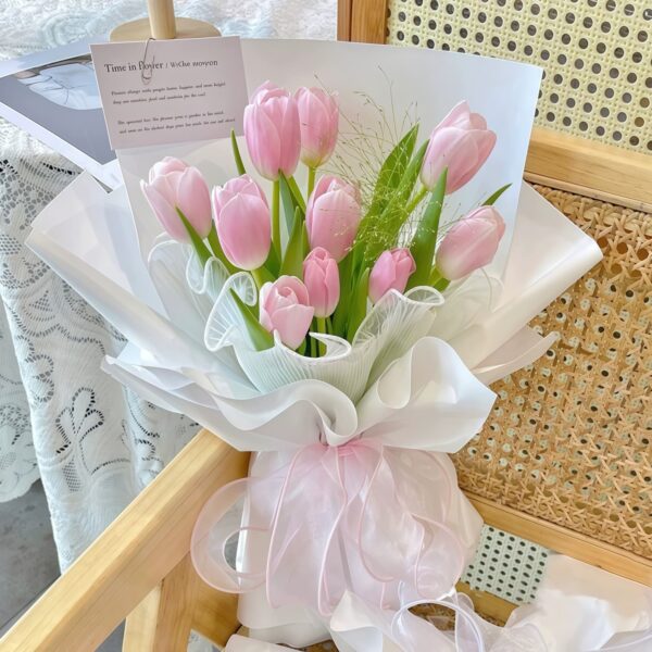 10 Pink Tulips Bouquet - Pretty in Pink