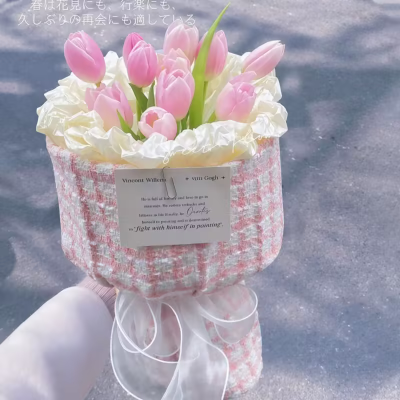 10 Pink Tulips Tweed Bouquet - Vintage Chic