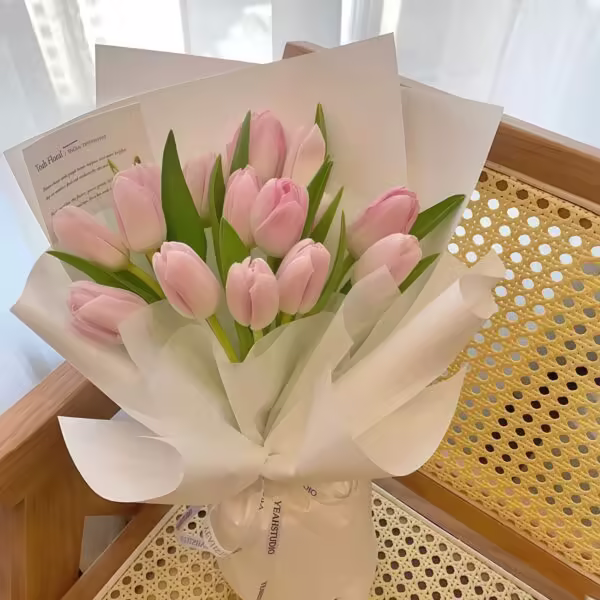 15 Pink Tulips Bouquet - Soft Aesthetic
