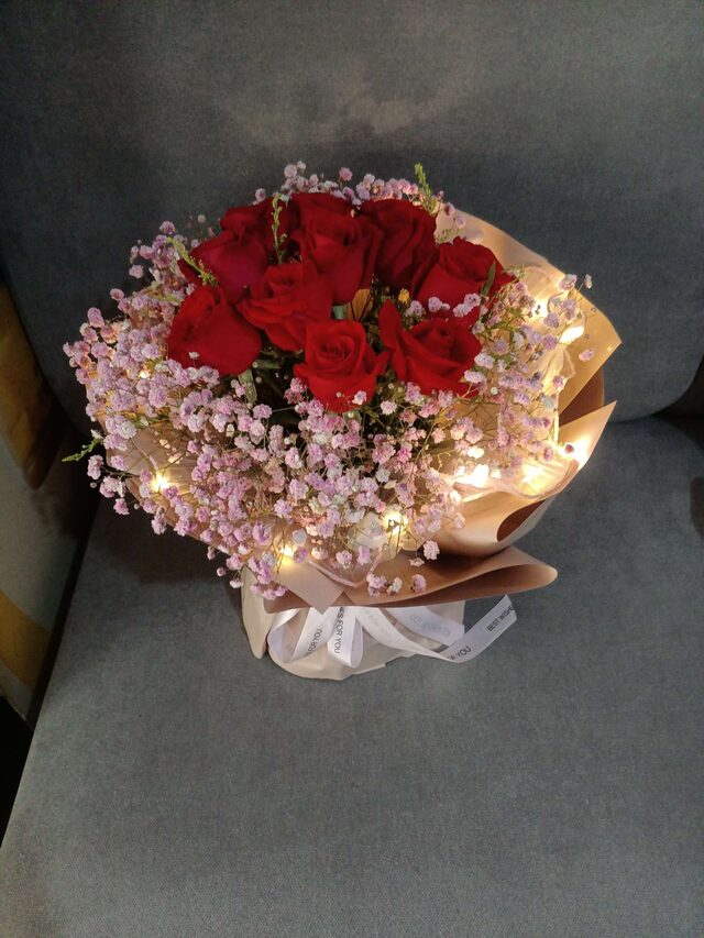 Bouquet di 11 Rose Rosse - Classico Romanticismo real bouquet photo