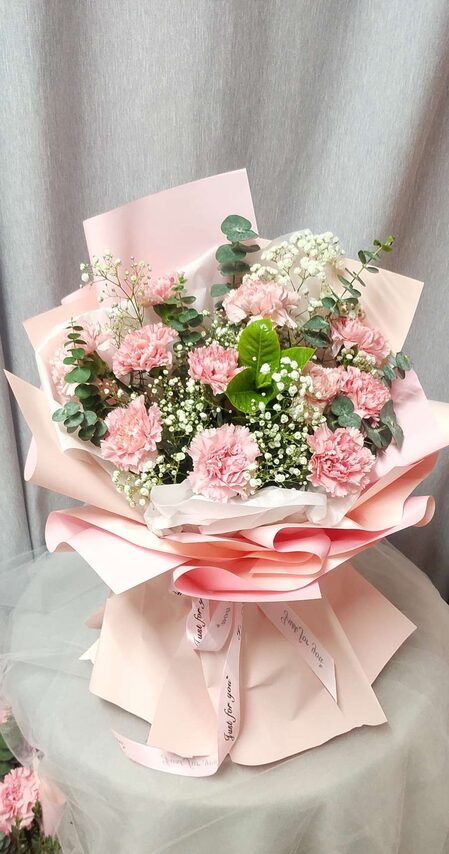 Bouquet di 11 Garofani Rosa - Luce Radiosa real bouquet photo