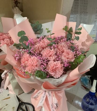 Bouquet di 19 Garofani Rosa: Dolce Ammirazione real bouquet photo