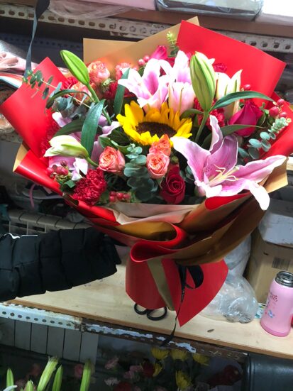 Bouquet di 19 Rose Maria - Un Legame Romantico real bouquet photo