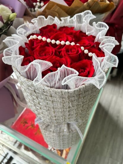 Bouquet di 19 Rose Rosse - Grazia Classica real bouquet photo