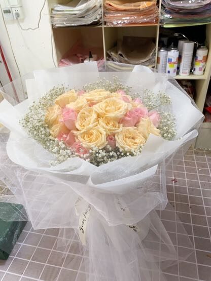 Bouquet di 29 Rose Miste - Armonia Elegante real bouquet photo
