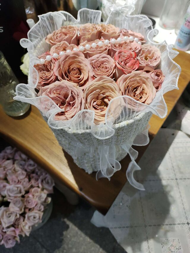 Bouquet di 16 Rose Cappuccino - Grazia Angelicata real bouquet photo