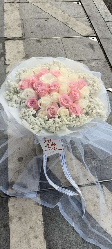 Bouquet di 29 Rose Miste - Armonia Elegante real bouquet photo