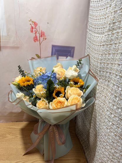 Bouquet di 14 Fiori Misti - Gioia Radiosa real bouquet photo