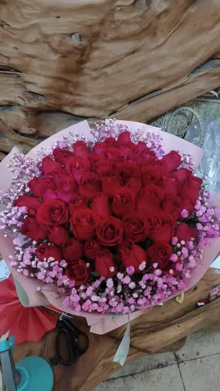 Bouquet di 52 Rose Rosse - Passione Ardente real bouquet photo