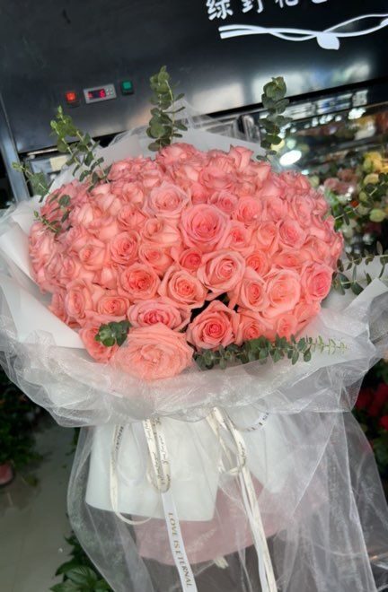 Bouquet di 99 Rose Rosa: Amore Senza Fine real bouquet photo