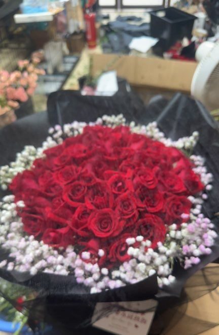 99 Rose Rosse - Devozione Eterna real bouquet photo