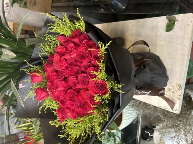 52 Rose Rosse: L'Eterno Amore real bouquet photo