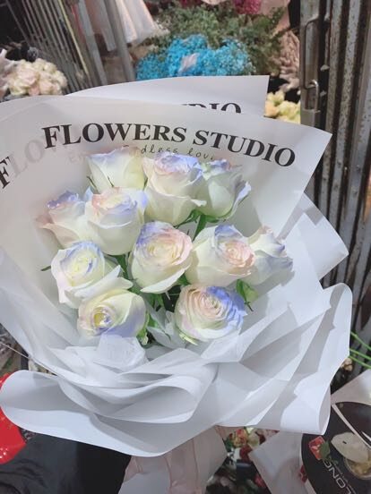 Bouquet "Amore Incantato": 11 Rose Sirena real bouquet photo