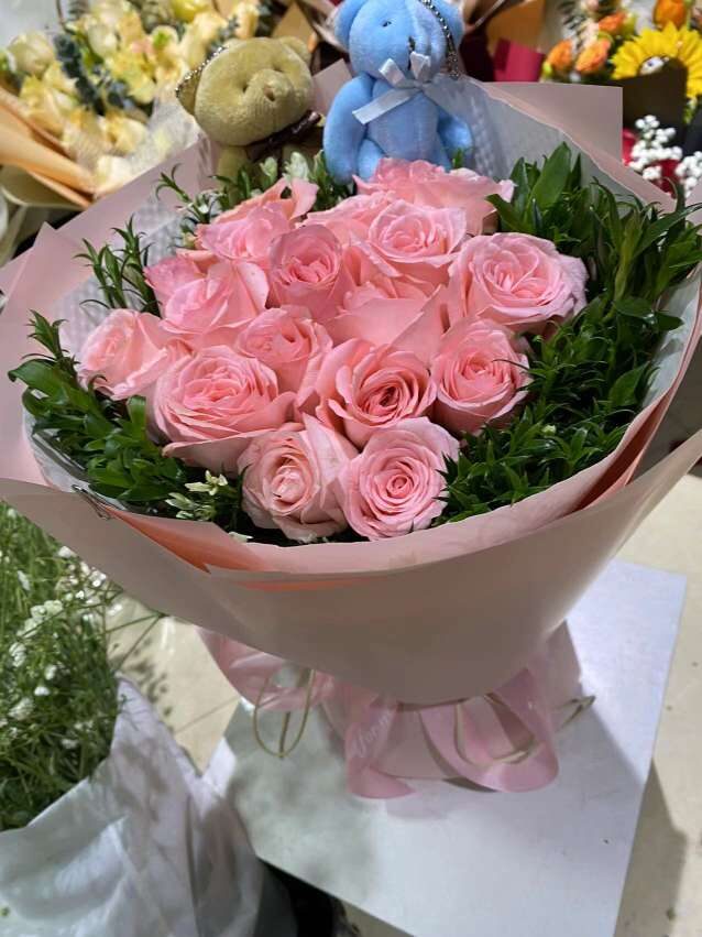 Bouquet di 19 Rose Rosa - Un Legame Eterno real bouquet photo