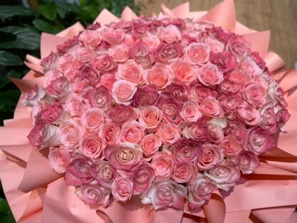 L'Eternità dell'Amore: Bouquet di 99 Rose Rosse real bouquet photo